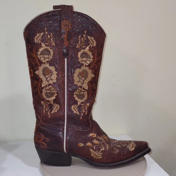 Embroidered Brown Western Boots - Picture 1 of 9